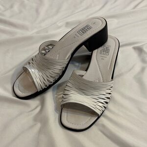 90s Mom Size 8 Faded Glory White Block Heel Slip On Slide Sandals Y2K / VTG 🤍